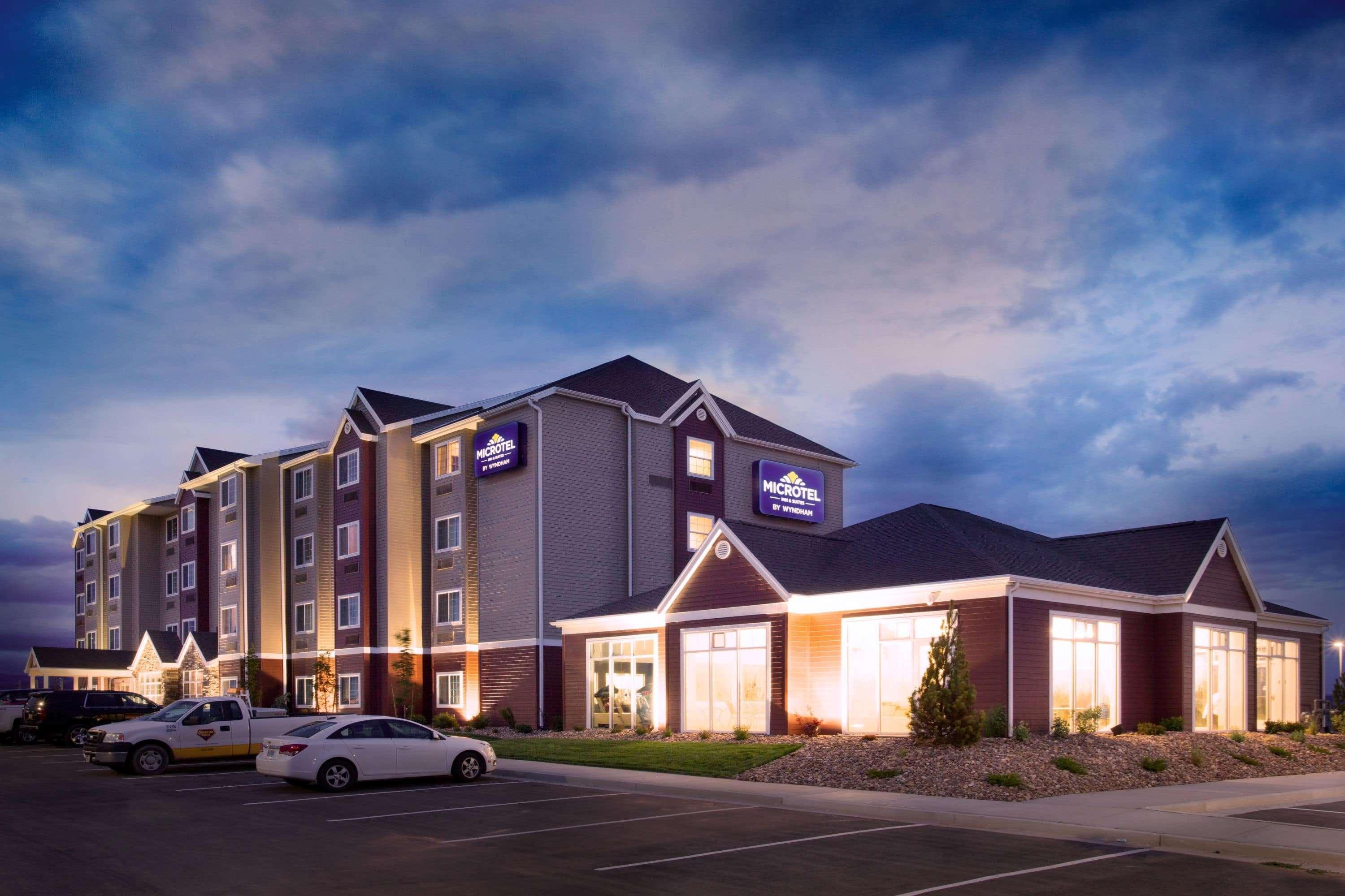 Microtel Inn & Suites By Wyndham Vernal/Naples Екстер'єр фото